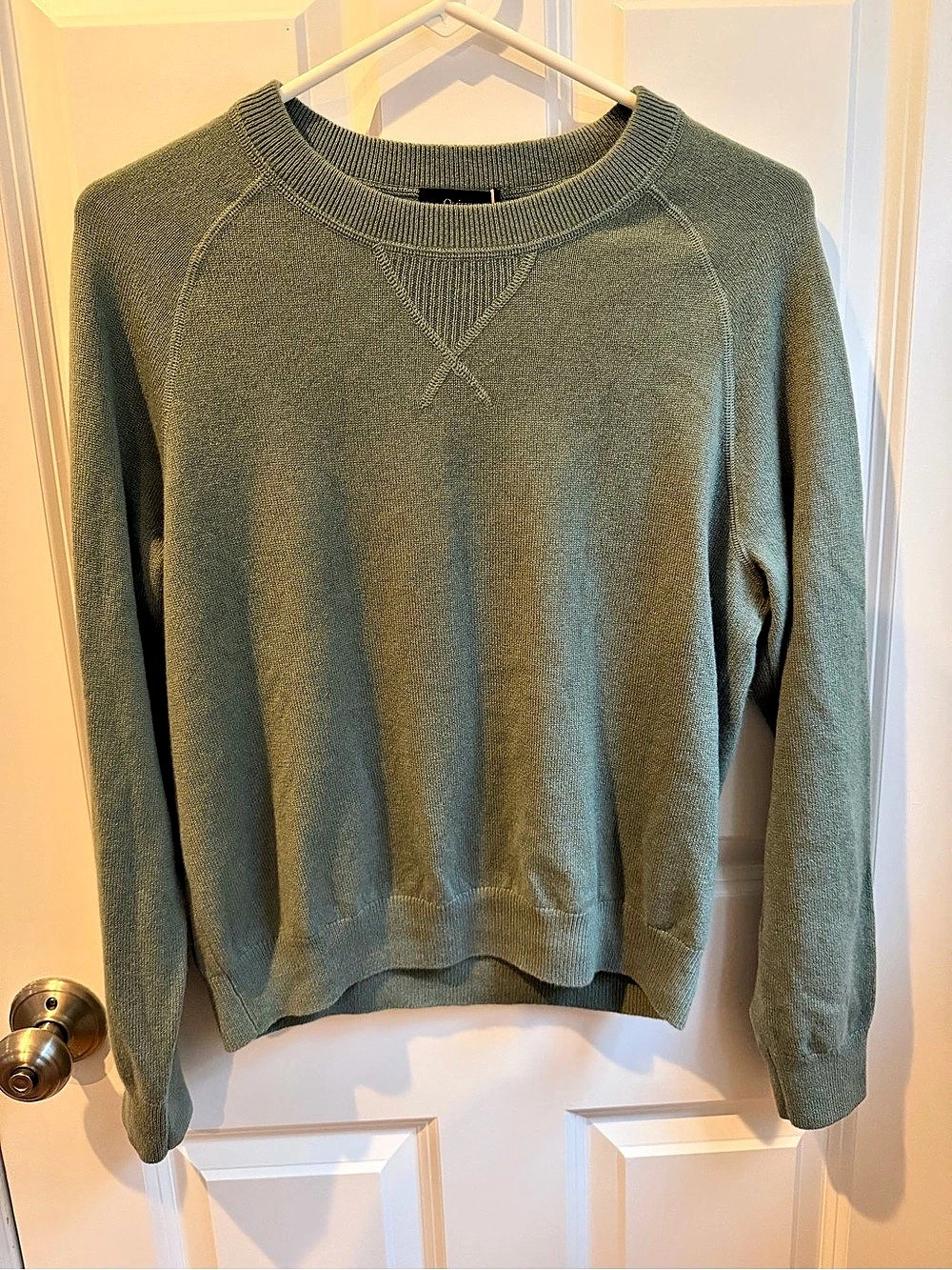 NWT Quince 100% Mongolian Cashmere Crewneck- Green women’s medium